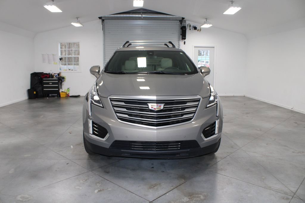 Used 2018 Cadillac XT5 Premium Luxury w/ Driver Assist Package image 3