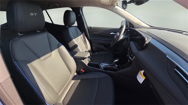 New 2026 Buick Encore GX Sport Touring image 22
