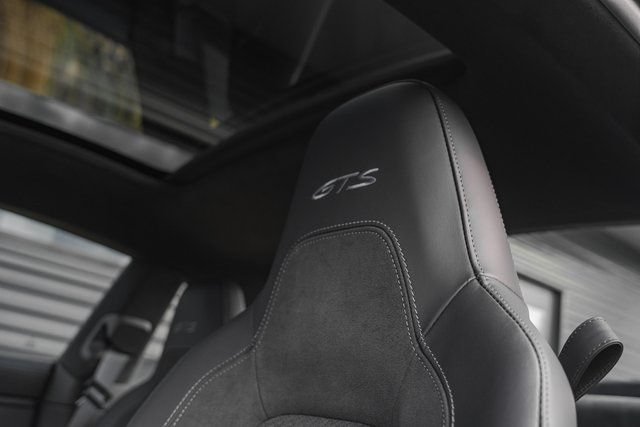 Used 2025 Porsche 911 Carrera GTS RWD image 12
