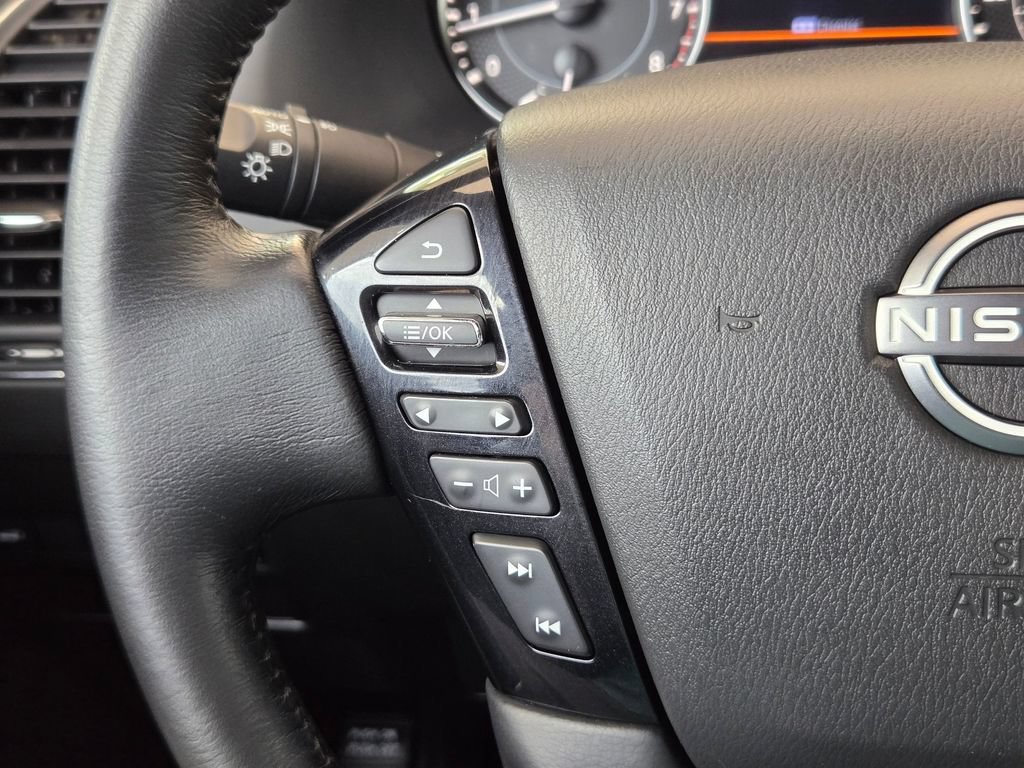 Used 2024 Nissan Armada SL w/ Midnight Edition Package RWD image 22