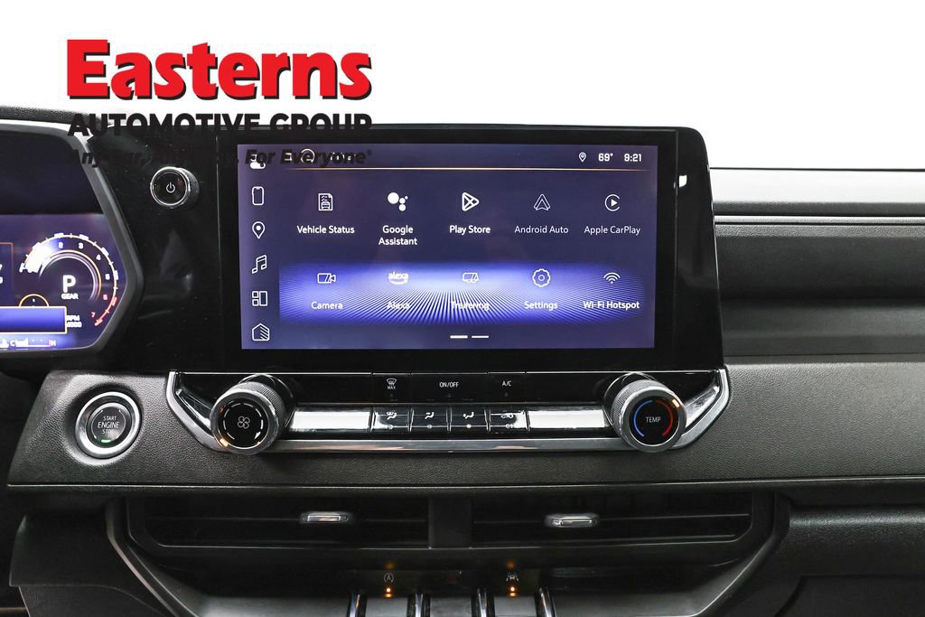 Used 2024 Chevrolet Colorado W/T image 12