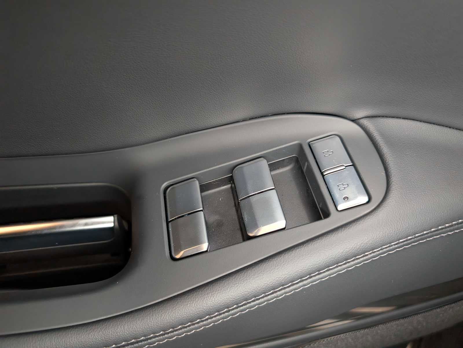 New 2025 Lincoln Navigator Reserve w/ Jet Appearance Package image 31