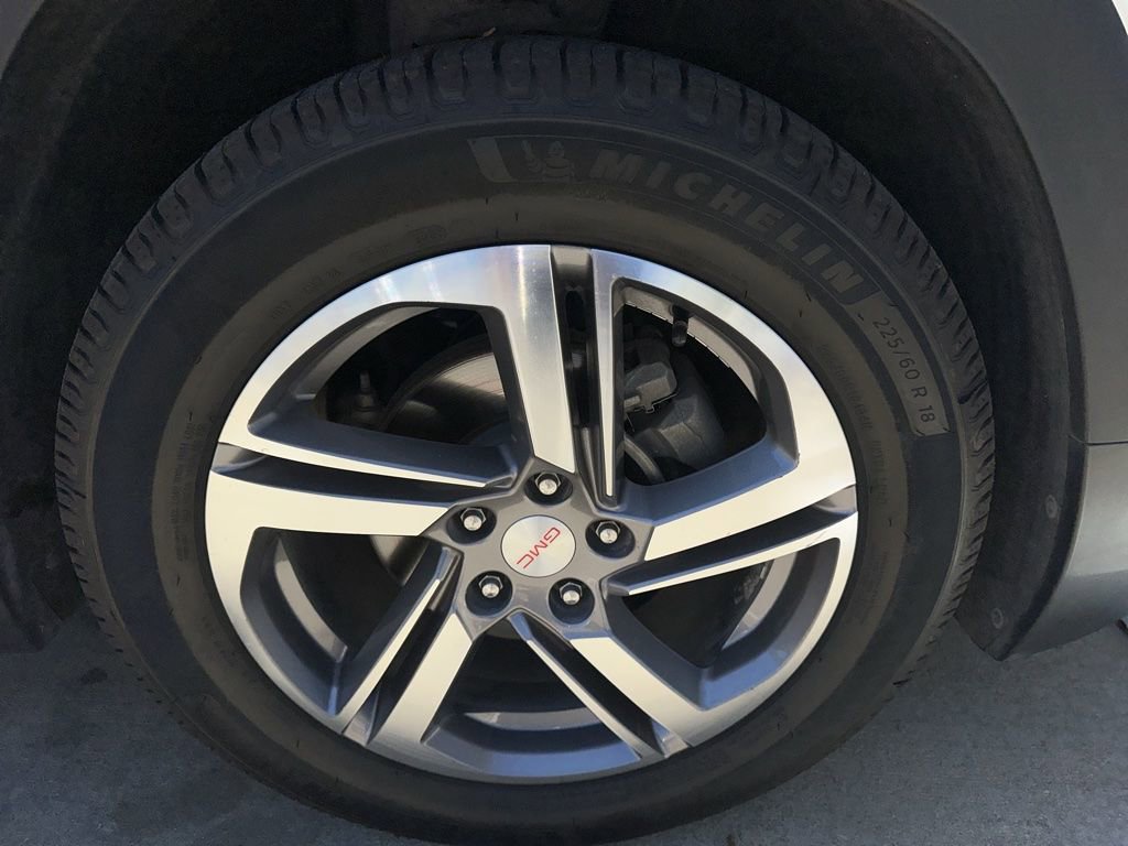 Used 2018 GMC Terrain SLT w/ Infotainment Package II FWD image 4