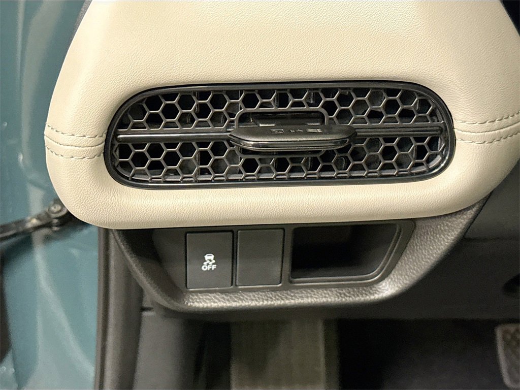 New 2026 Honda HR-V LX image 8