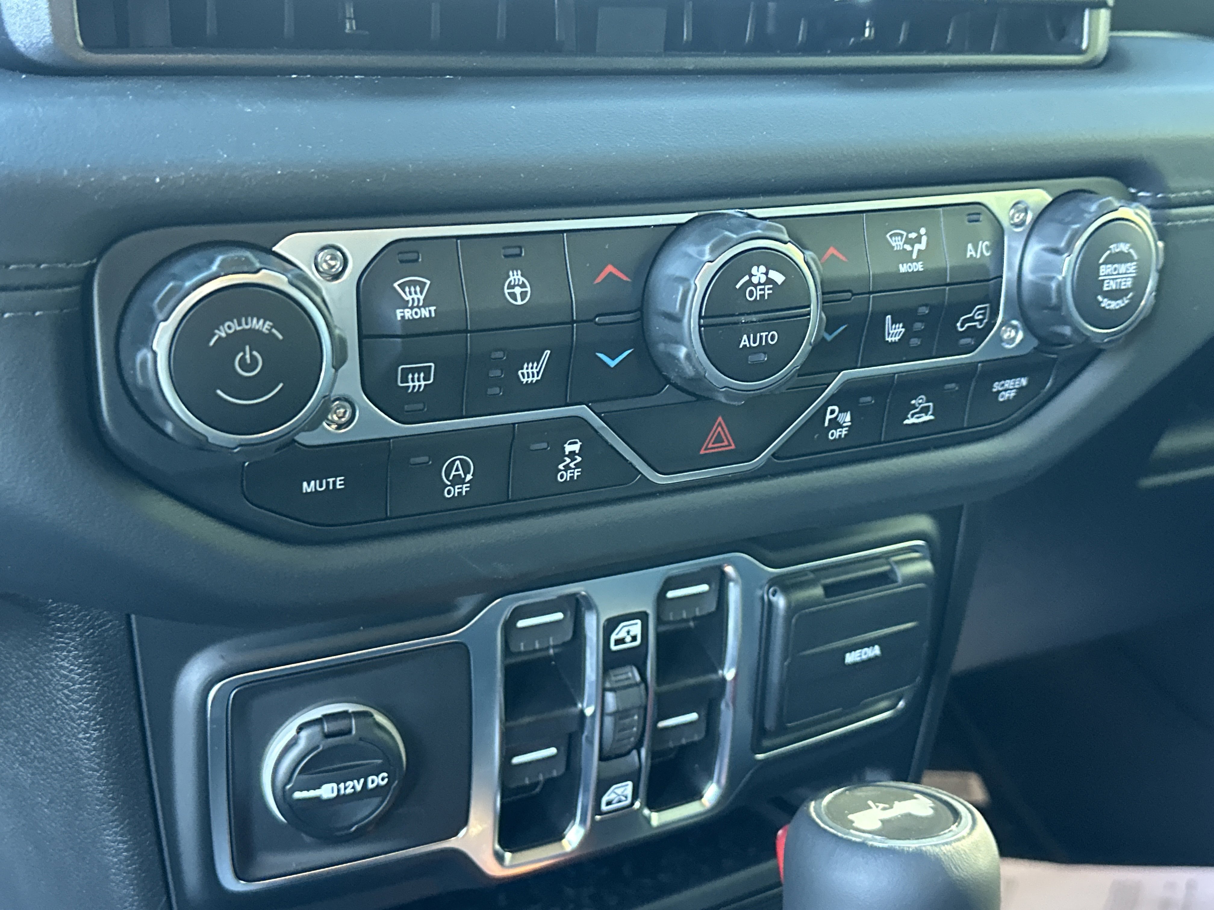 New 2026 Jeep Wrangler Sahara w/ Safety Group image 5