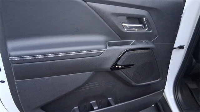 Used 2025 Chevrolet Silverado EV LT image 24