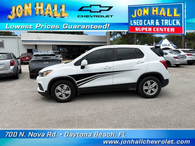 Used 2021 Chevrolet Trax LS FWD image 4