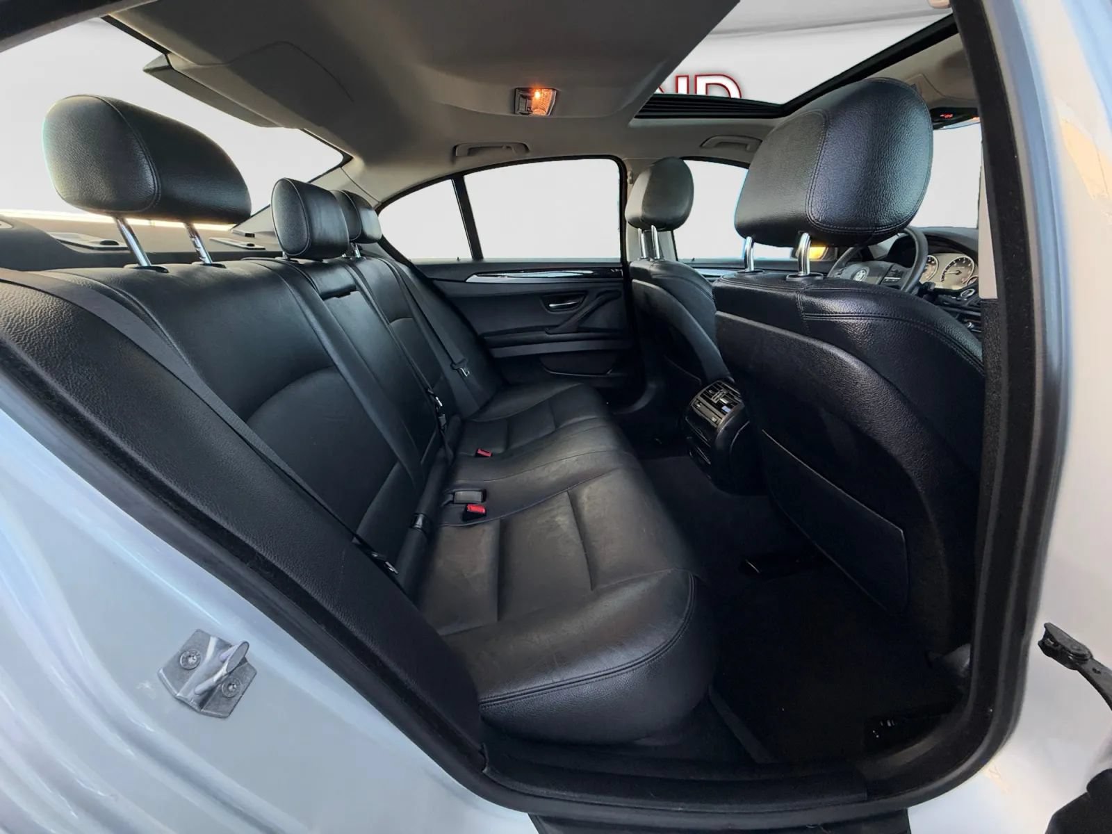 Used 2014 BMW 535d xDrive AWD/4WD image 21
