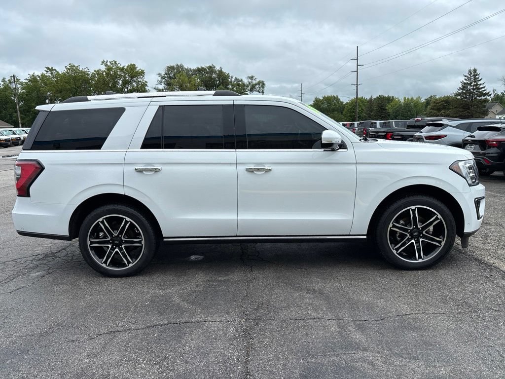 Used 2021 Ford Expedition Limited AWD/4WD image 4