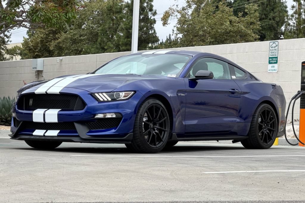 Used 2016 Ford Mustang Shelby GT350 w/ Technology Package RWD image 10