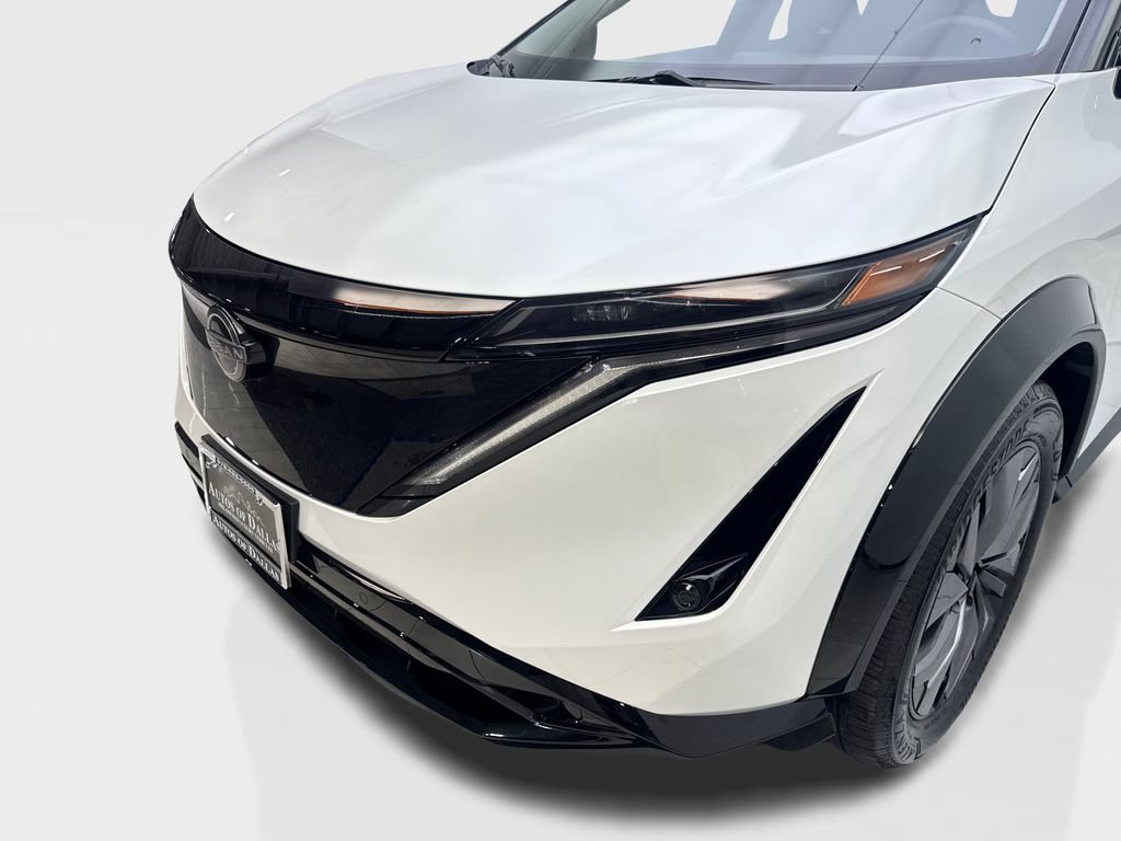 Used 2024 Nissan Ariya AWD image 16