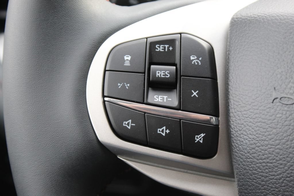 New 2026 Ford Explorer Active AWD/4WD image 25