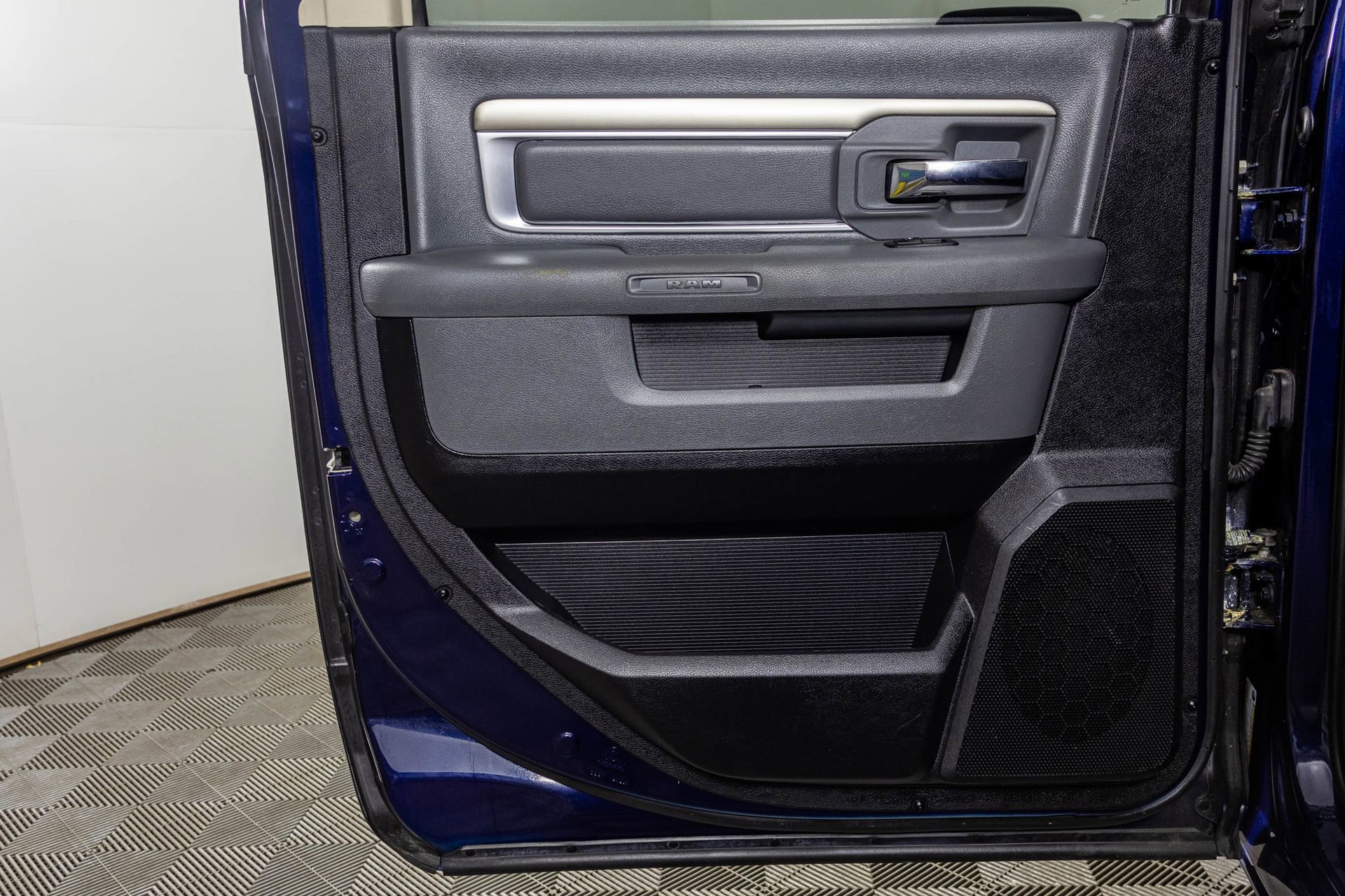 Used 2015 RAM 1500 Big Horn image 37