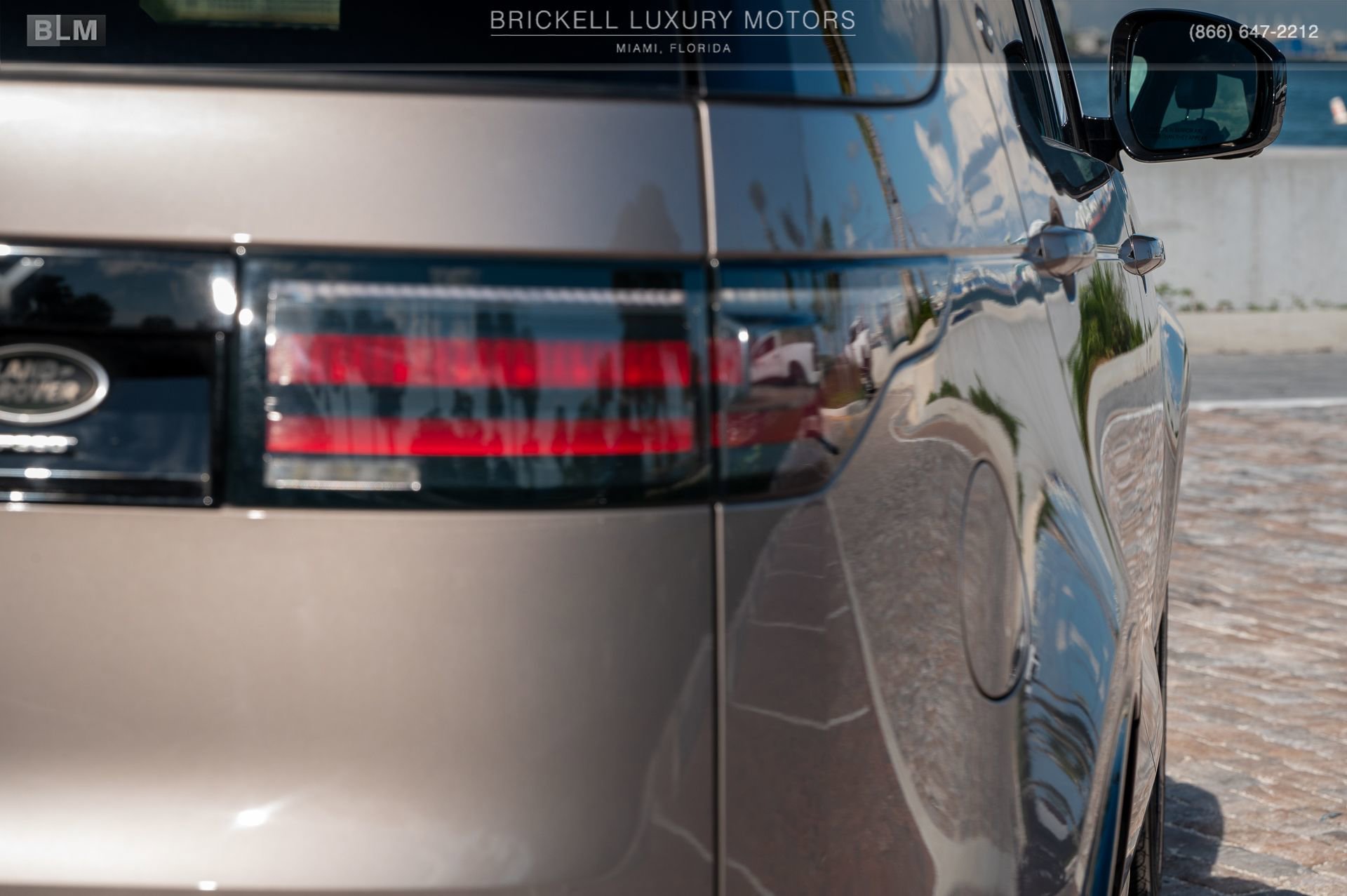 Used 2023 Land Rover Discovery S R-Dynamic image 49