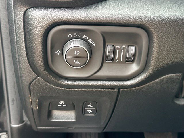 Used 2025 RAM 1500 Big Horn AWD/4WD image 18