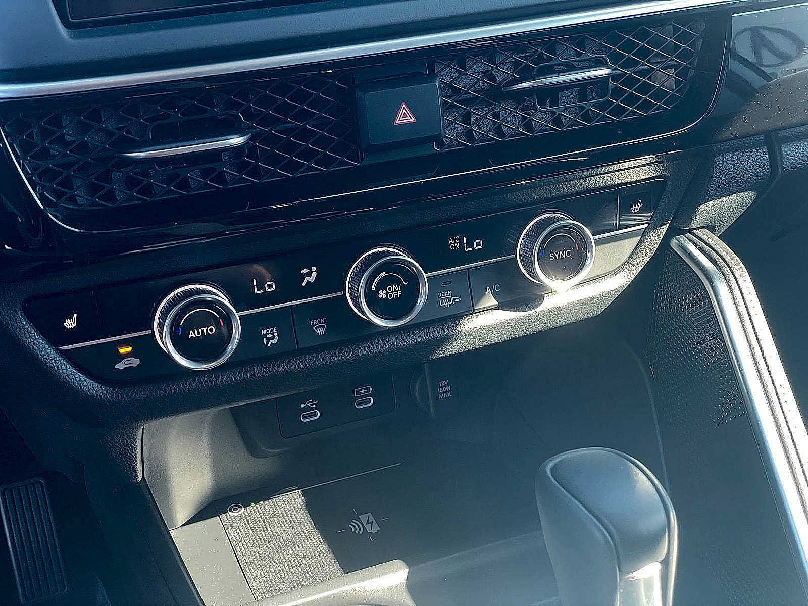 Certified 2025 Acura ADX AWD image 19