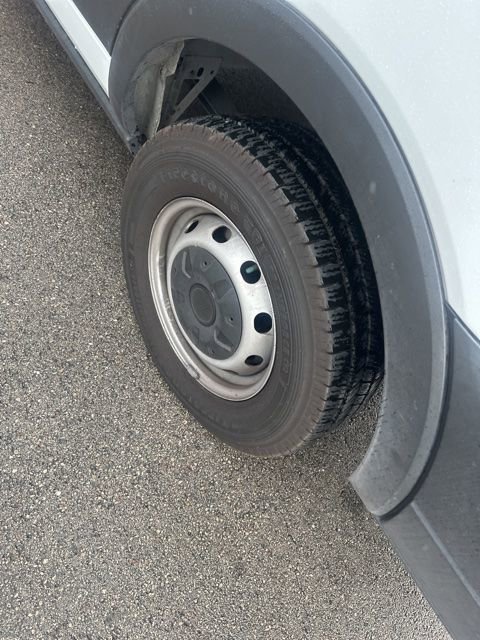 Used 2020 Ford Transit 250 Medium Roof image 11