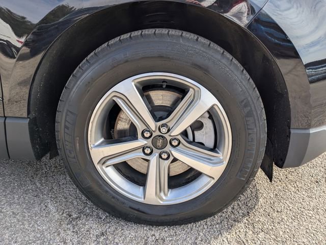 Used 2024 Ford Edge SEL w/ Convenience Package image 8