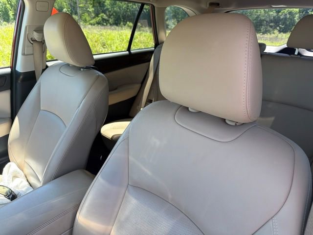 Used 2018 Subaru Outback 2.5i Limited AWD/4WD image 9