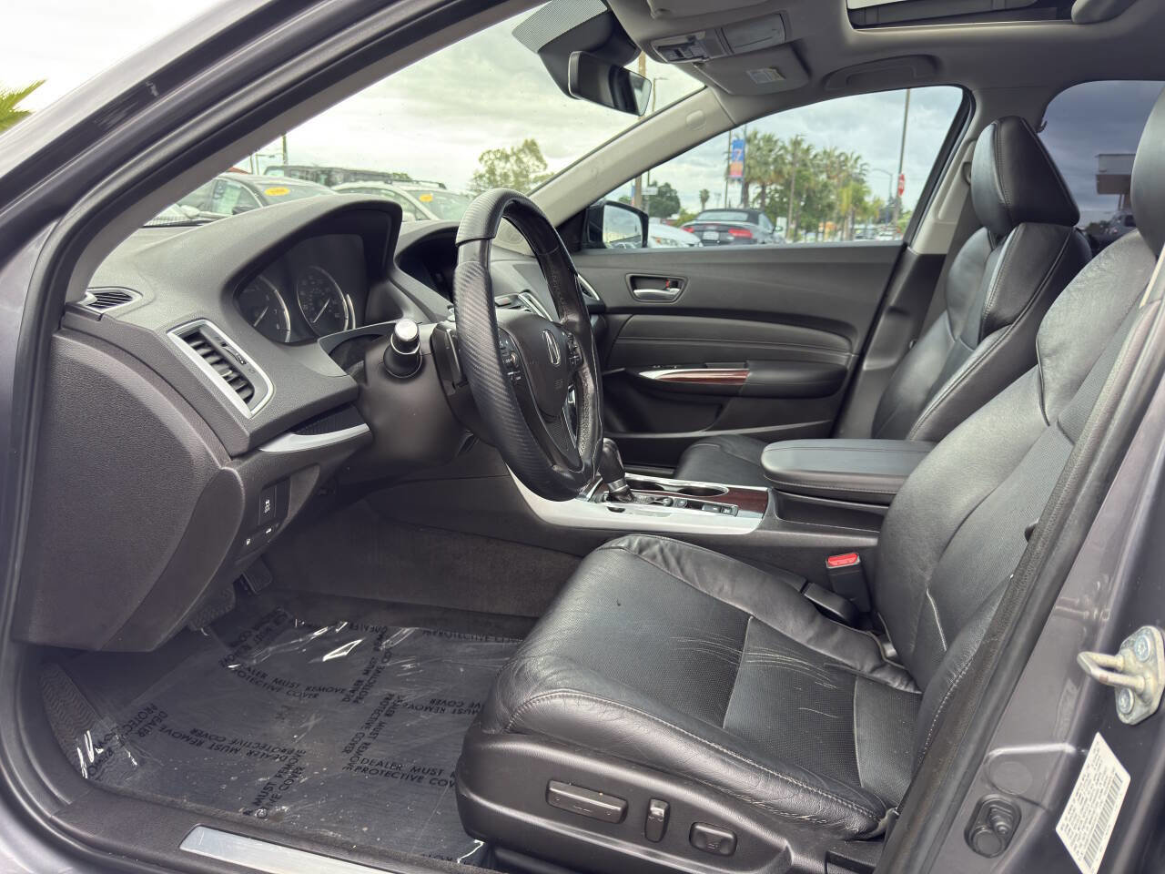Used 2017 Acura TLX w/ Technology Package image 9