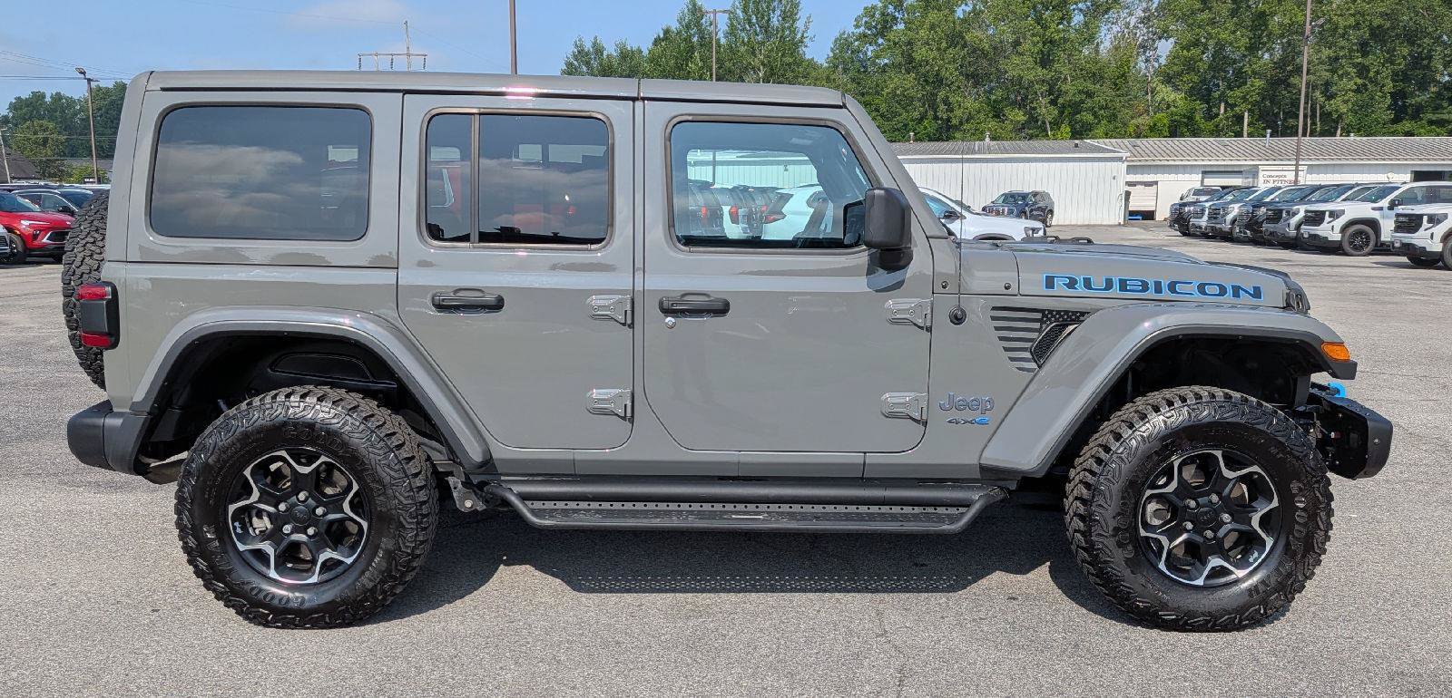 Used 2021 Jeep Wrangler Unlimited Rubicon 4xe w/ Steel Bumper Group AWD/4WD image 5