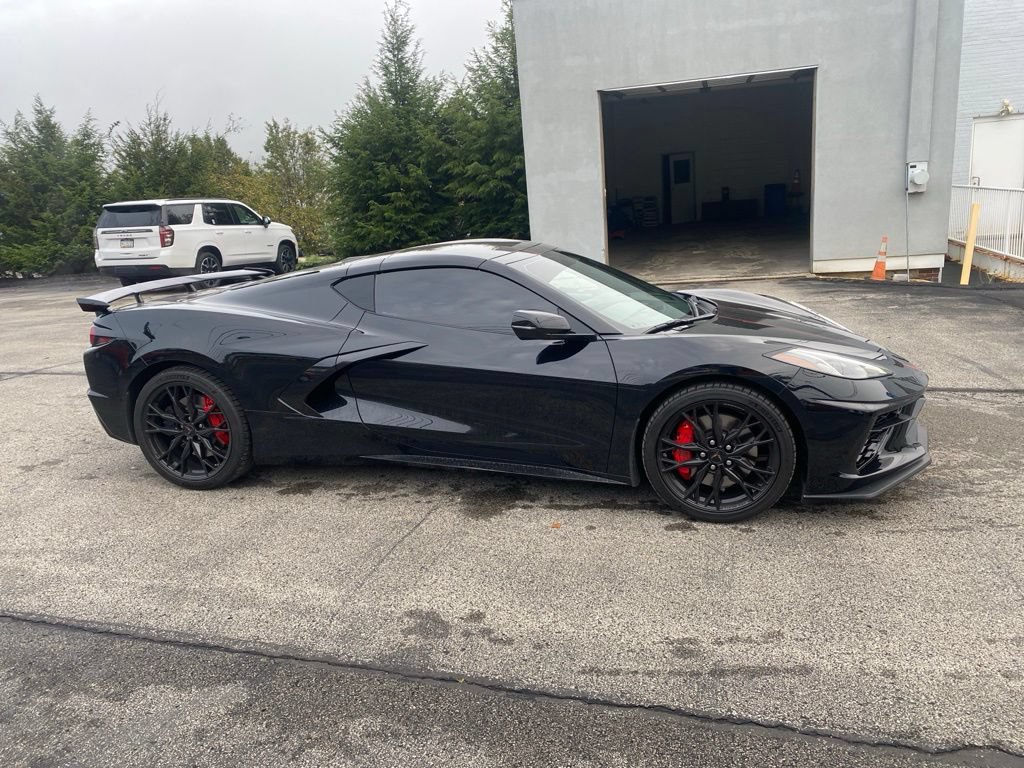 Used 2026 Chevrolet Corvette Stingray Preferred Cpe w/ Z51 Performance Package RWD image 4