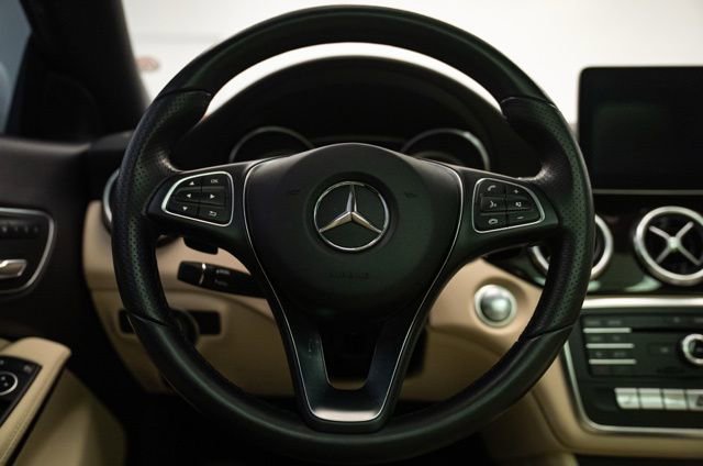 Used 2018 Mercedes-Benz CLA 250 4MATIC image 21
