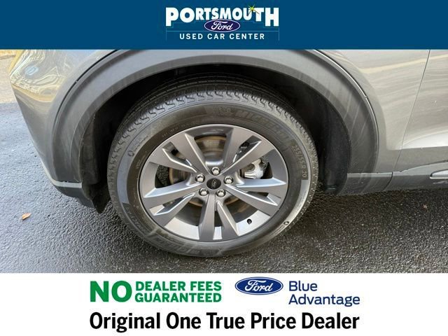 Used 2022 Ford Explorer XLT w/ Equipment Group 202A image 33