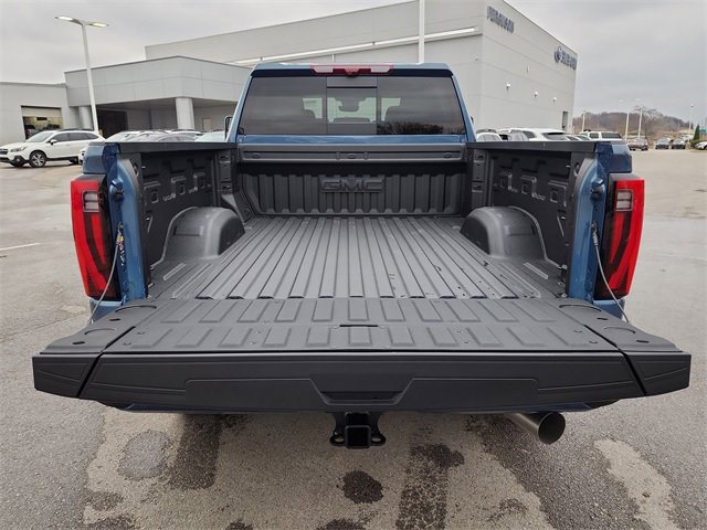 New 2026 GMC Sierra 2500 Denali w/ Denali Reserve Package image 7