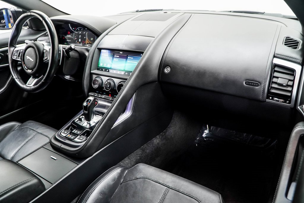 Used 2021 Jaguar F-TYPE R-Dynamic image 19