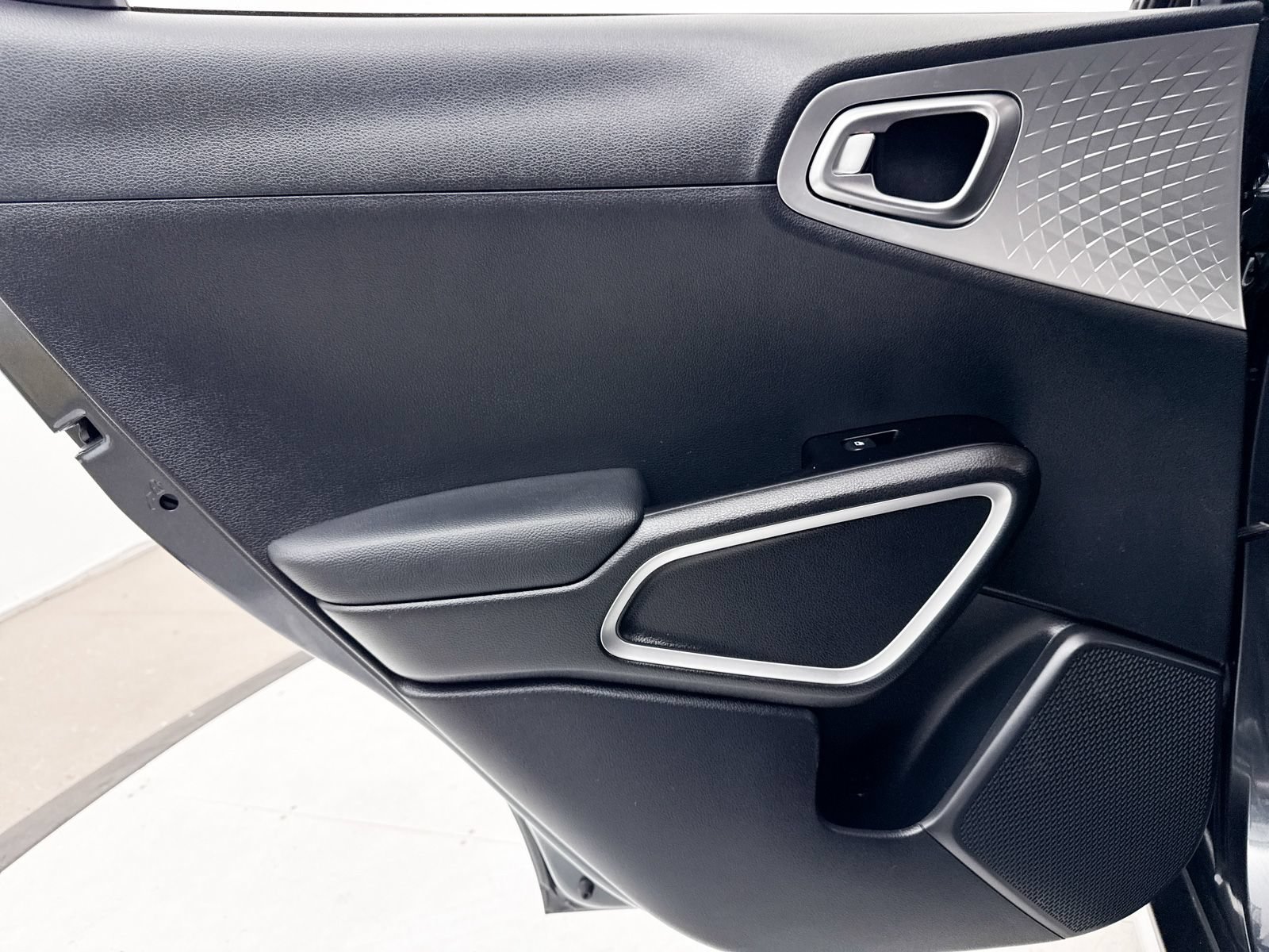 Certified 2022 Kia Soul X-Line FWD image 30