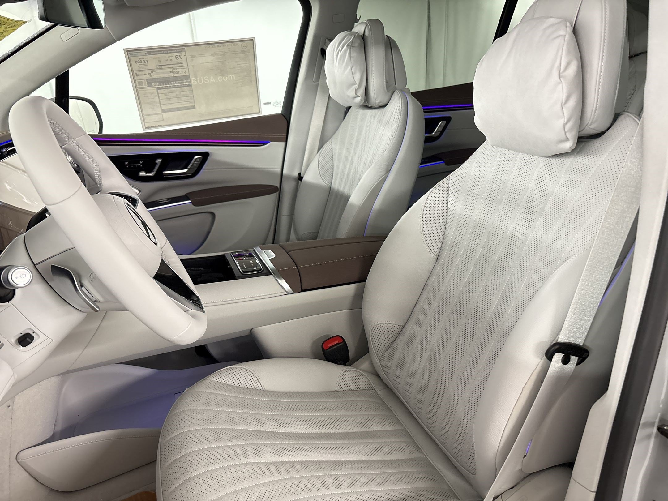 New 2026 Mercedes-Benz EQS 400 4MATIC SUV image 5