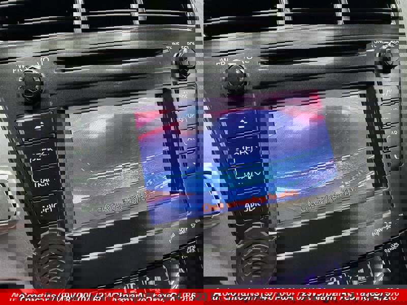 Used 2012 Toyota Prius V Three image 19