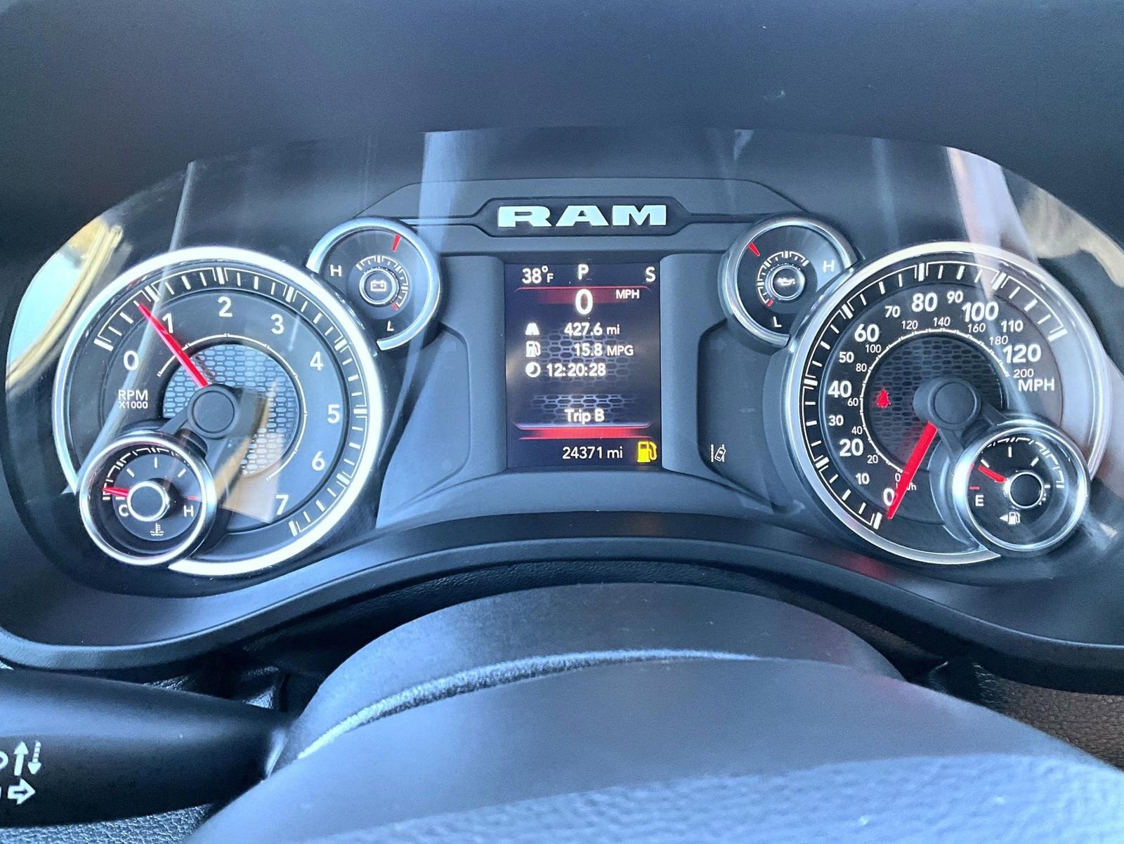 Used 2025 RAM 1500 Big Horn AWD/4WD image 15