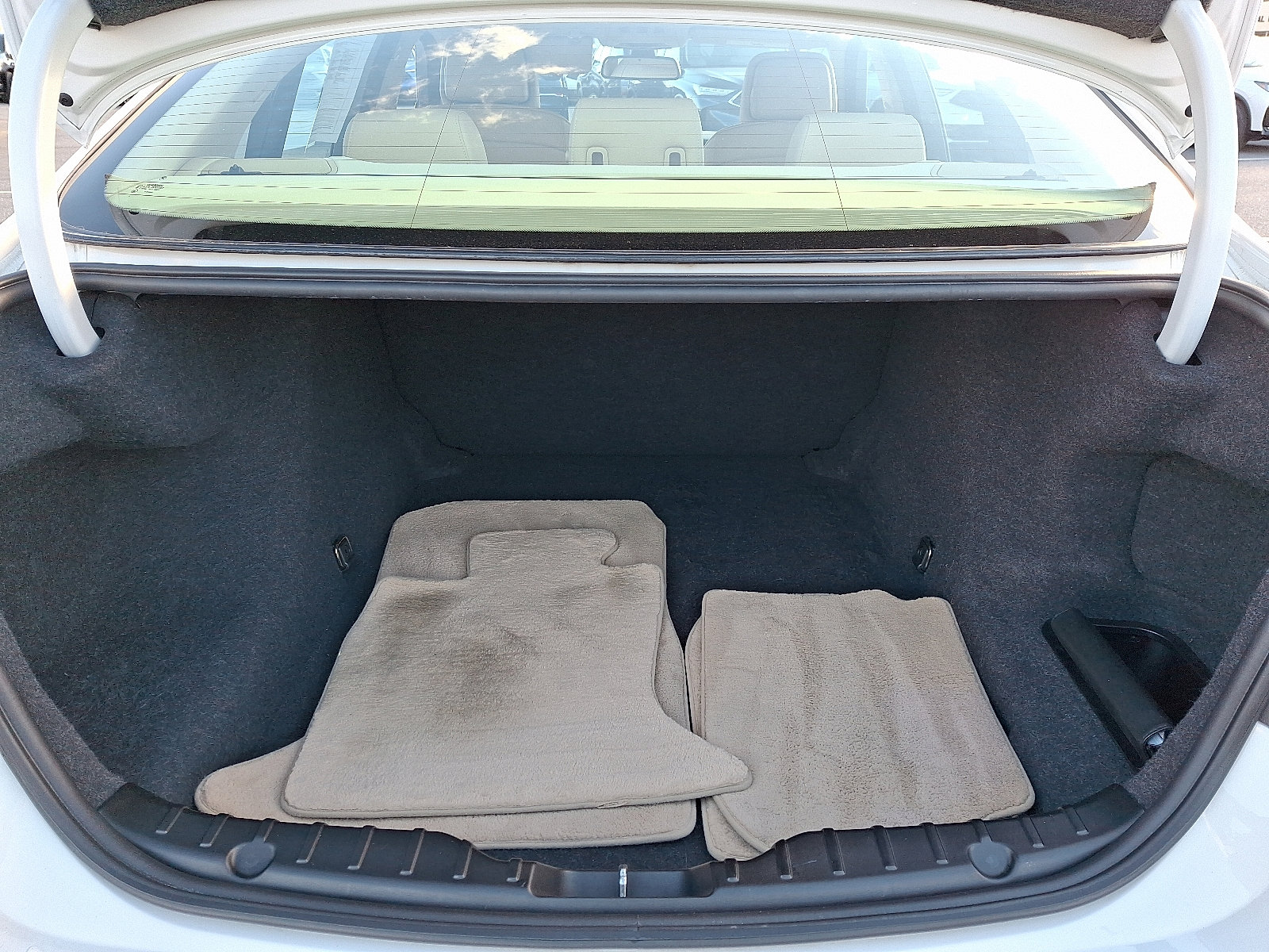 Used 2011 BMW 535i xDrive Sedan image 32