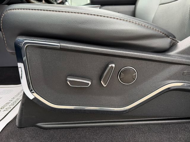 Used 2023 Ford F150 Lightning Lariat w/ Equipment Group 511A High image 27