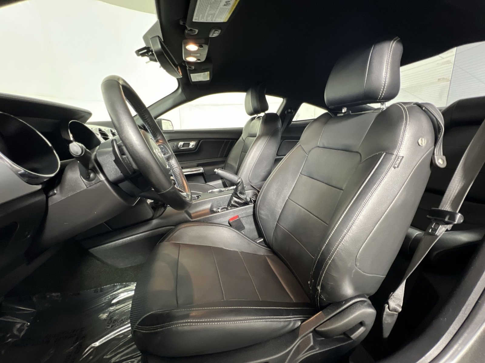 Used 2017 Ford Mustang Premium RWD image 13