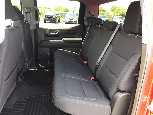 Certified 2024 Chevrolet Silverado 1500 LT AWD/4WD image 18