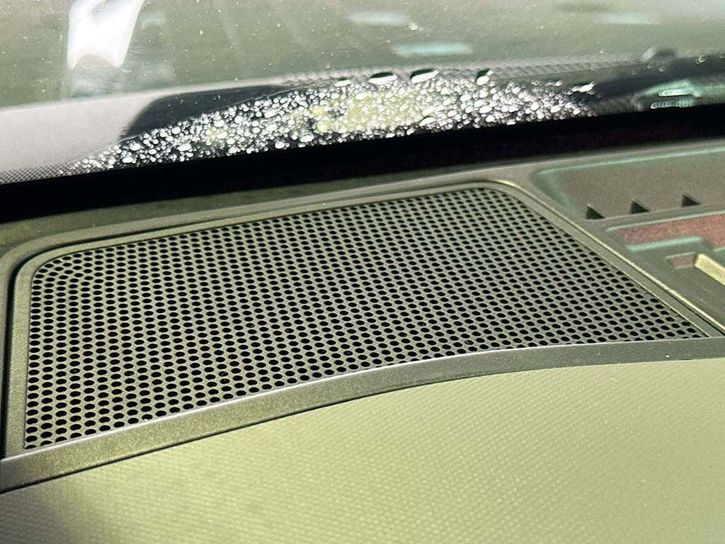 Used 2024 Ford Bronco Everglades image 30