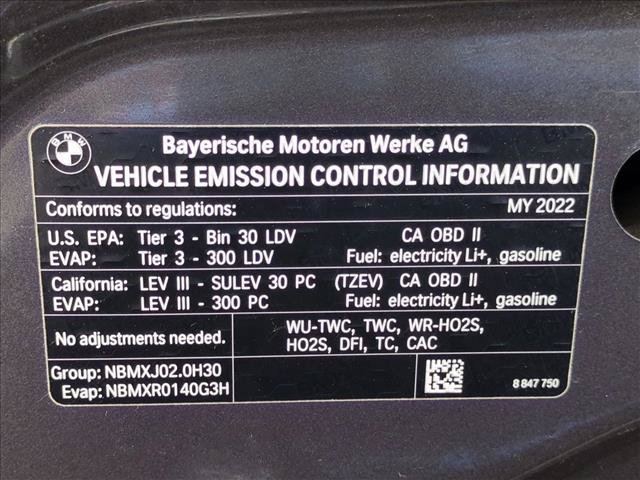 Used 2022 BMW 530e w/ Convenience Package RWD image 27