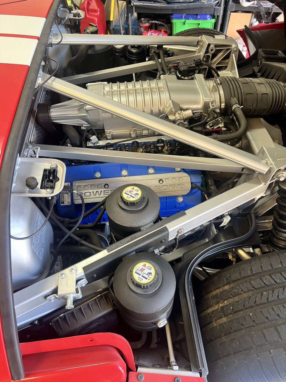 Used 2005 Ford GT RWD image 53