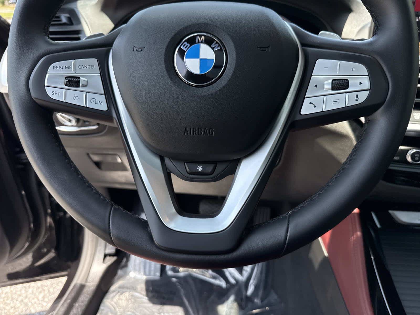 Used 2025 BMW X4 xDrive30i AWD/4WD image 18