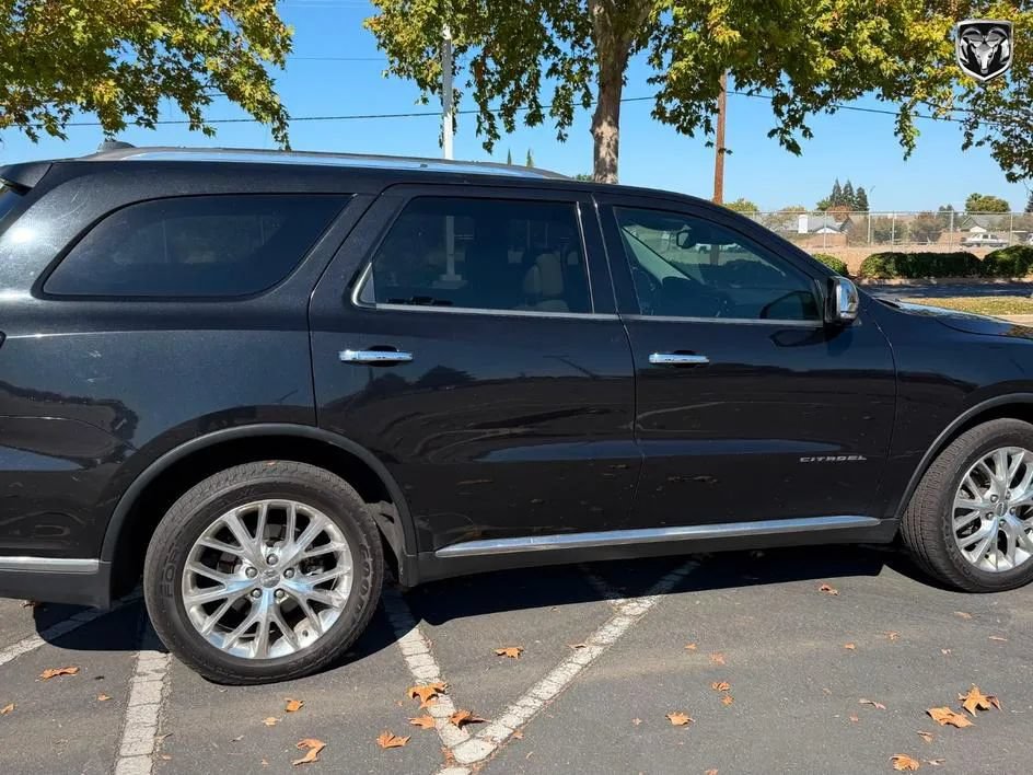 Used 2015 Dodge Durango Citadel w/ Technology Group AWD/4WD image 12