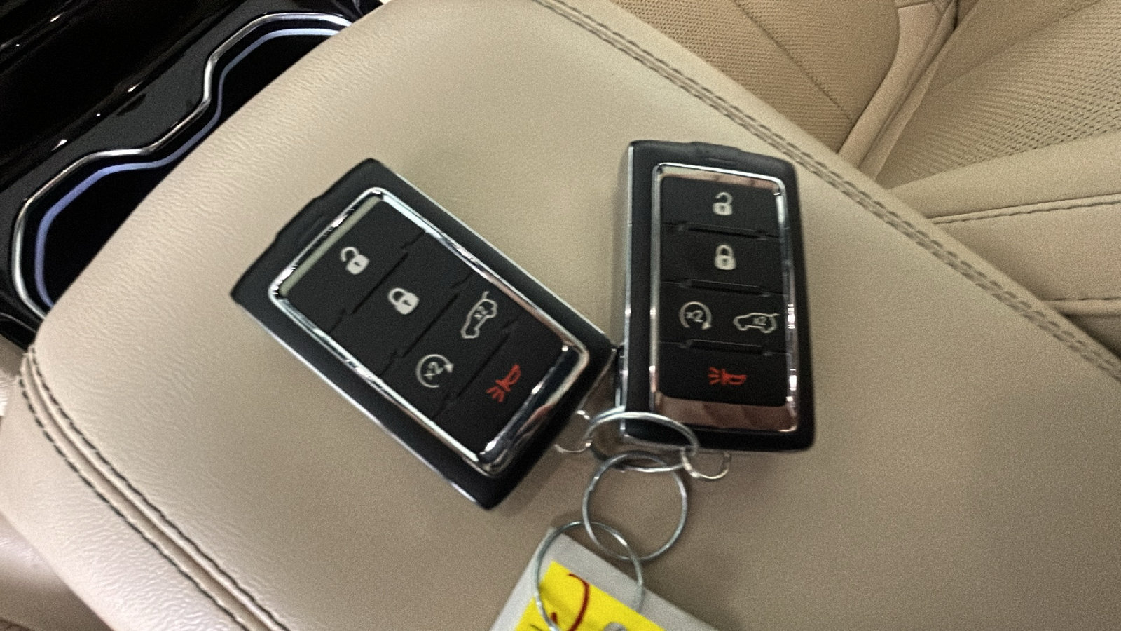 Used 2023 Jeep Grand Cherokee L Limited w/ Luxury Tech Group II AWD/4WD image 25