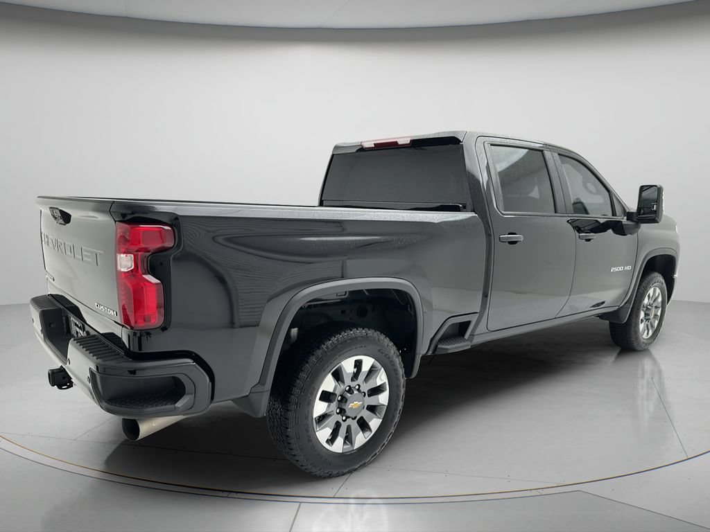 Used 2025 Chevrolet Silverado 2500 Custom w/ Custom Value Package AWD/4WD image 5