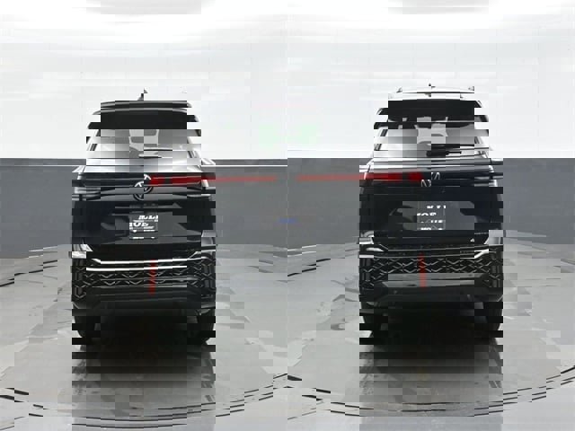 New 2026 Volkswagen Tiguan SE R-Line image 6