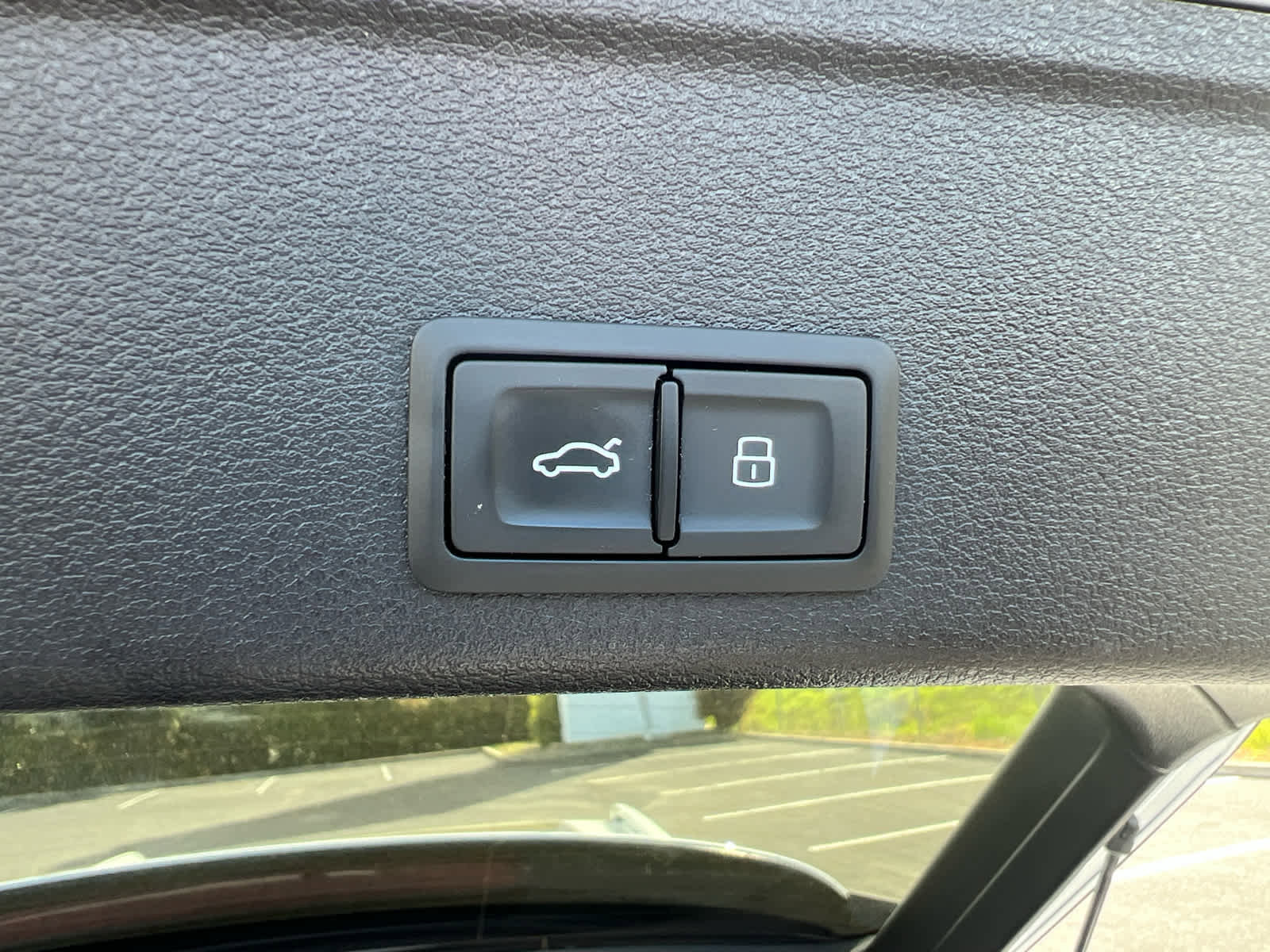 Used 2021 Audi A4 2.0T allroad Premium Plus AWD/4WD image 11