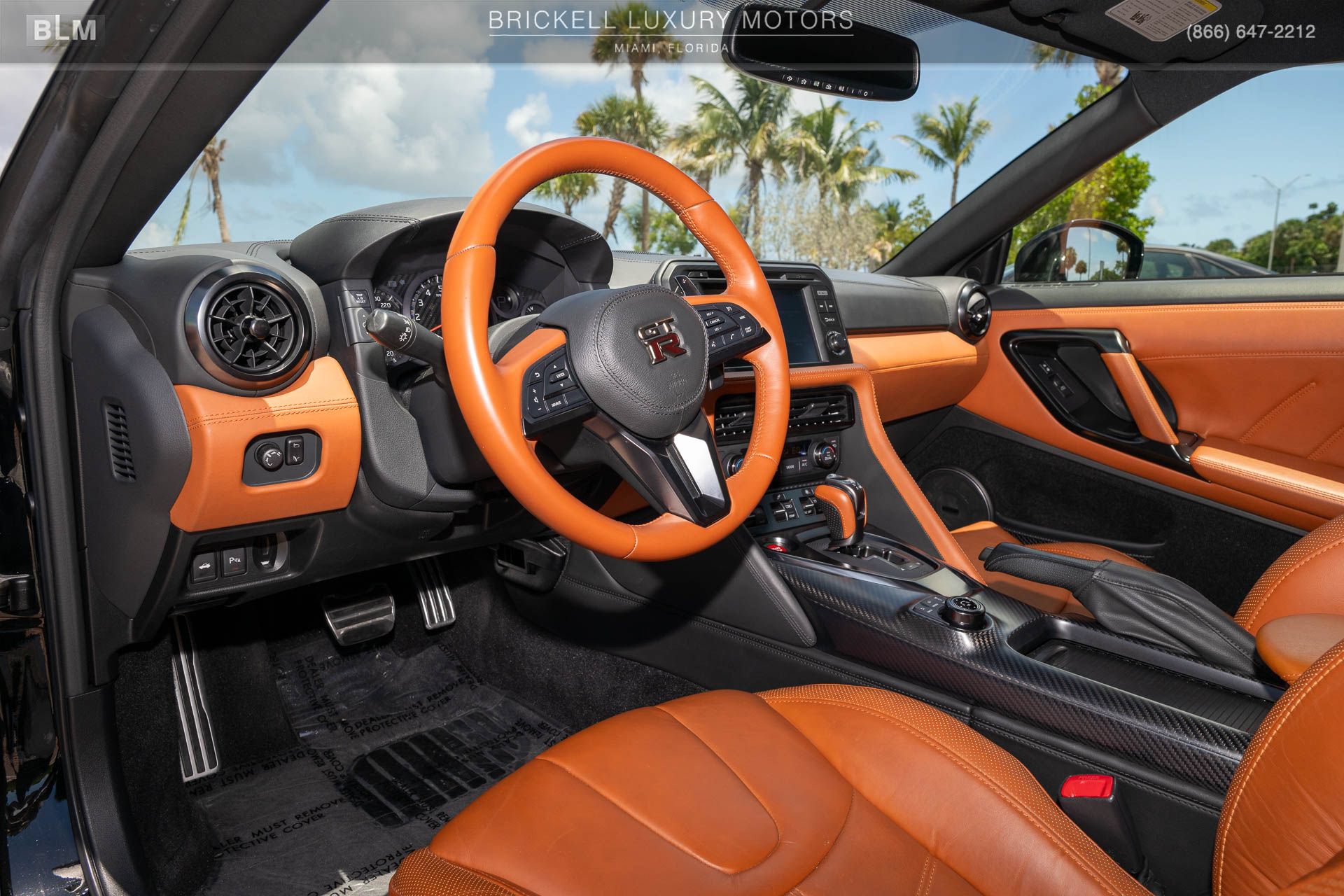 Used 2020 Nissan GT-R Premium w/ Premium Interior Package AWD/4WD image 6