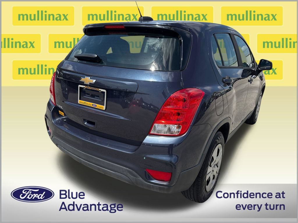 Used 2019 Chevrolet Trax LS FWD image 4