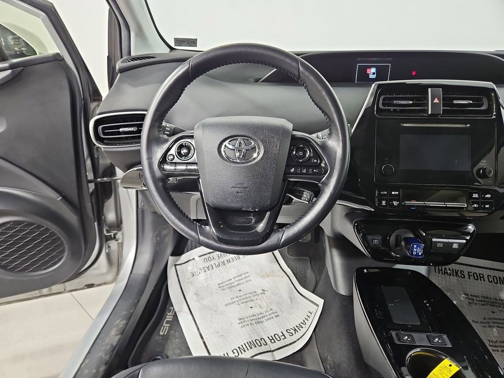 Used 2019 Toyota Prius XLE w/ Premium Convenience Package FWD image 13
